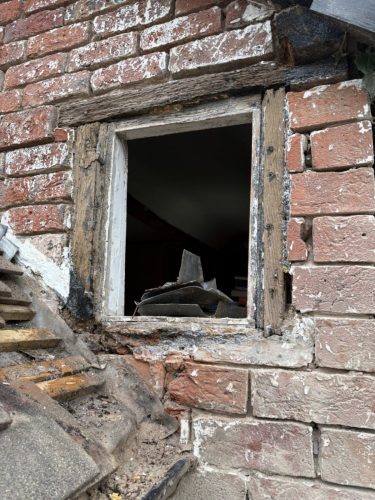 Photo 04-12-2024, 12 03 48